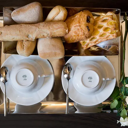 Bed & Breakfast Casa Montani 4*