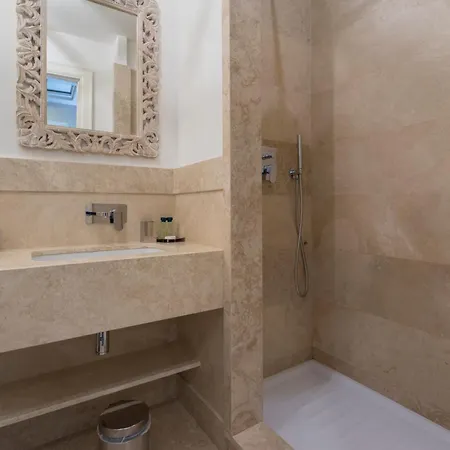 Bed & Breakfast Casa Montani 4*